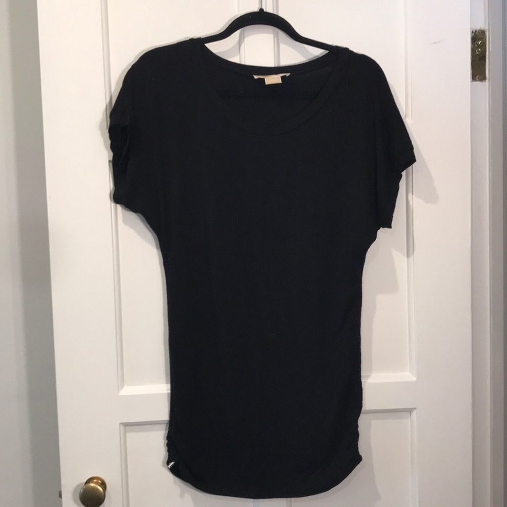 Adjustable Side Scrunch Tee